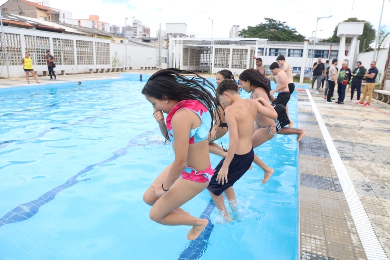 Santo André devolve à população piscina pública no bairro Santa Teresinha