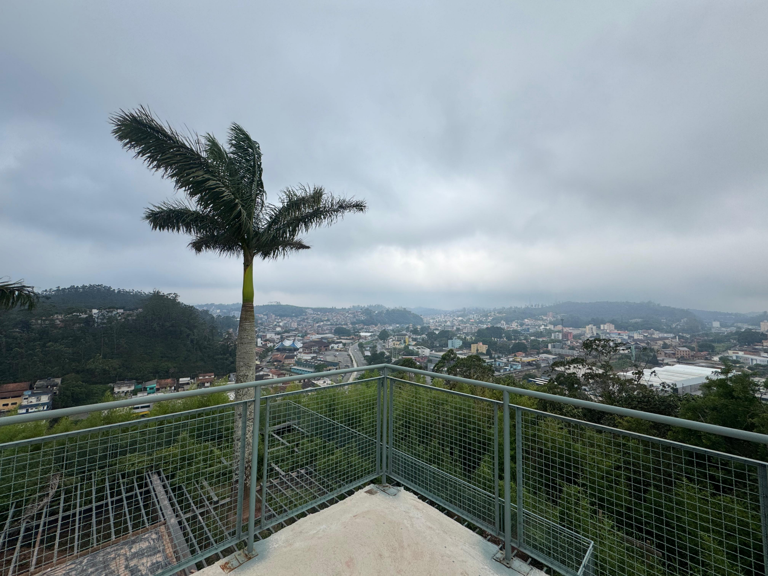 Revitalização do Mirante Santo Antônio avança com novas frentes de obra em Ribeirão Pires