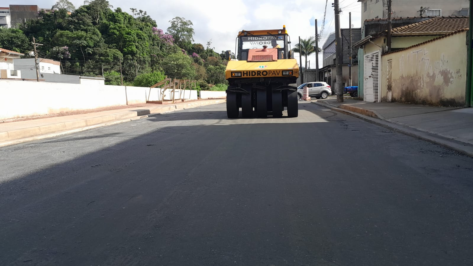 Novo segmento em execução vai ampliar a via em mais 430 metros, fortalecendo a mobilidade urbana e a ligação entre bairros