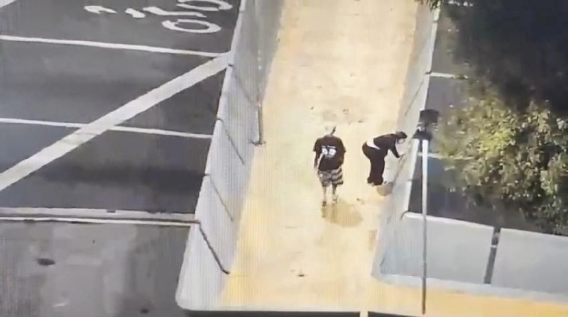 Videomonitoramento da GCM flagra pichação em passarela no Centro de São Bernardo e responsável é multada em mais de R$ 9 mil