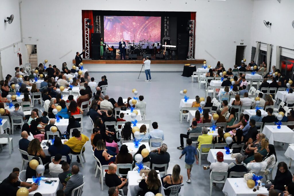 Novos gestores da rede municipal de ensino de Diadema tomaram posse nesta sexta