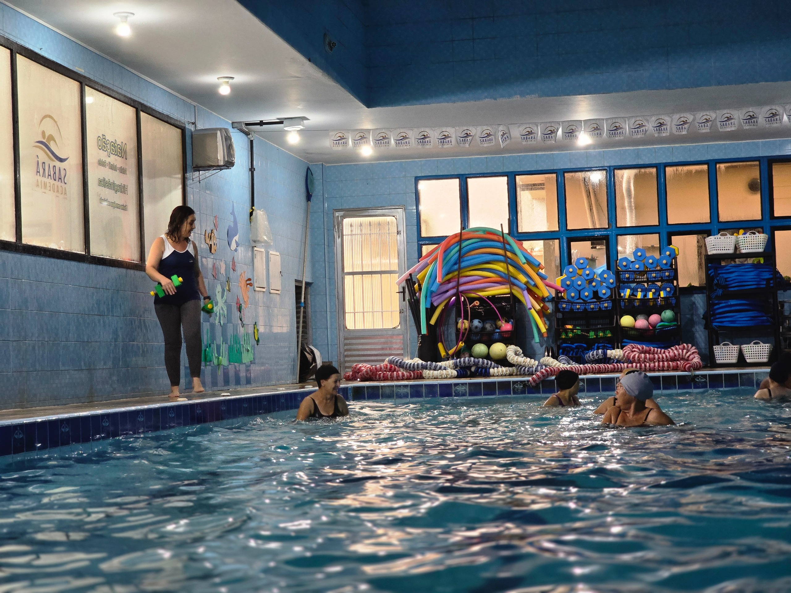 Agite Sua Idade 60+ amplia atividades e passa a oferecer aulas aquáticas para idosos em Ribeirão Pires