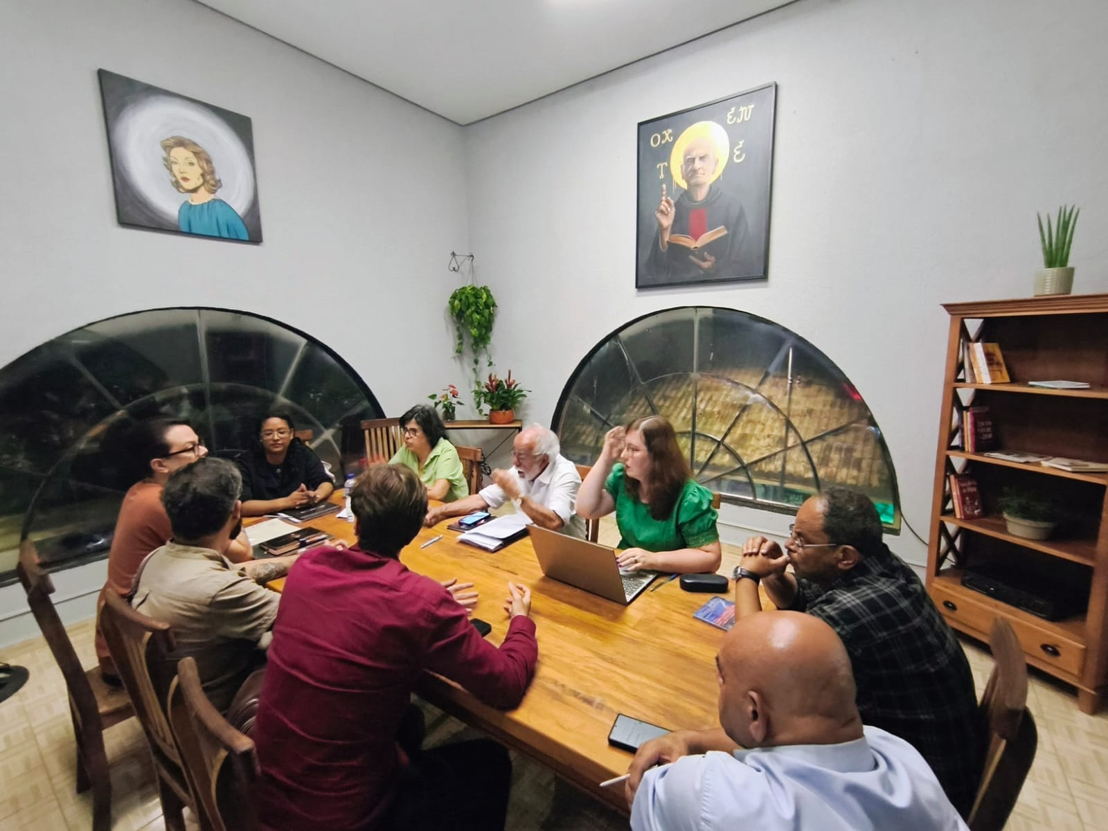 Academia de Letras de Ribeirão Pires realiza primeira reunião na sede própria