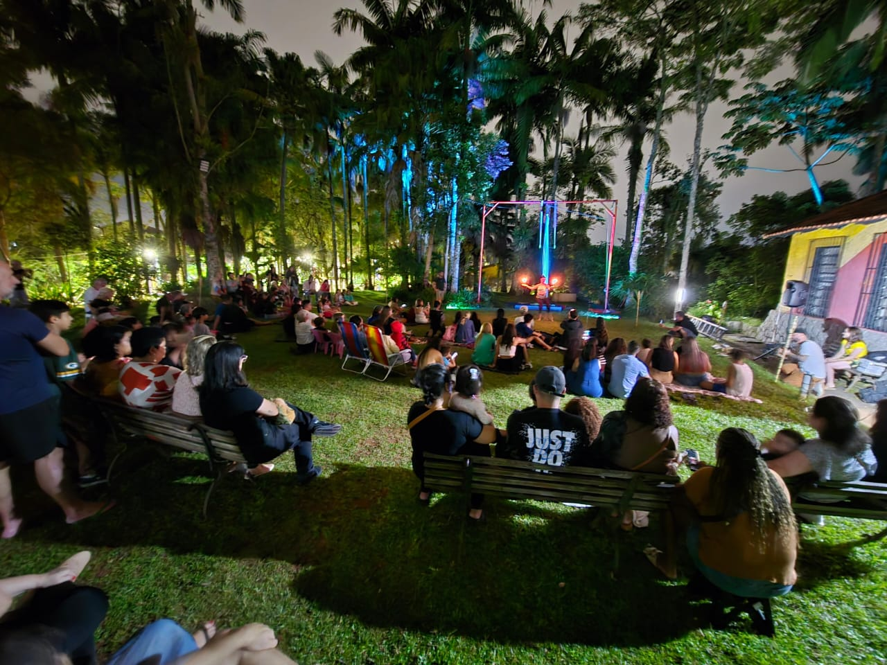 “Circo no Parque” reúne grande público e destaca alunos da EMARP em Ribeirão Pires
