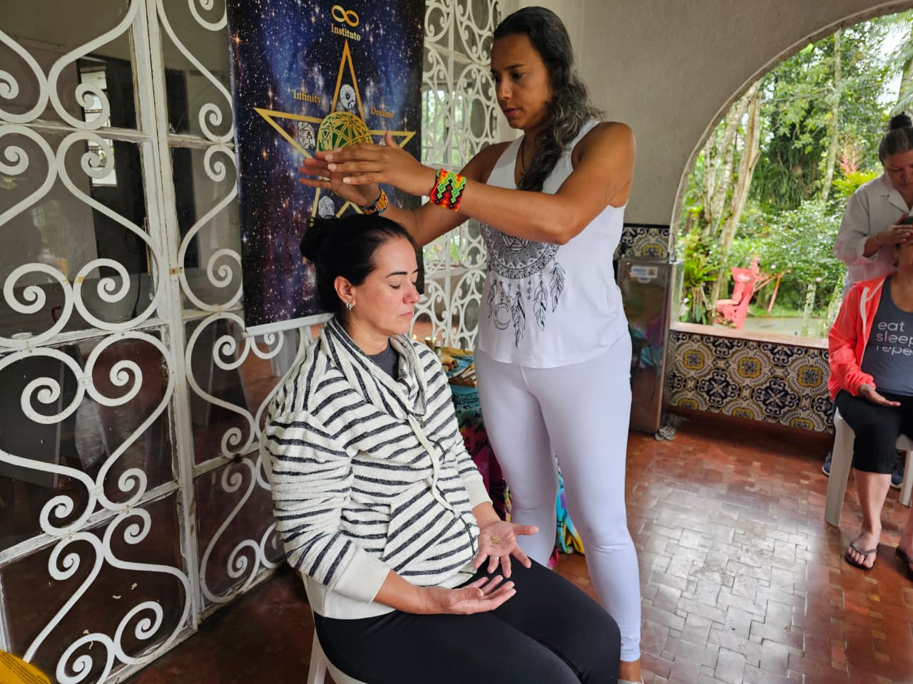 Mãos que Curam promove manhã de Yoga e Reiki no Parque Profº Luiz Carlos Grecco hoje domingo (15)