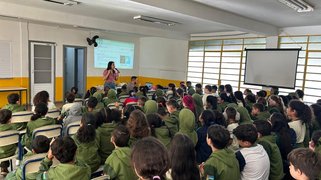 Após ação de incentivo, alunos da EM Yoshihiko Narita leem média de três livros em um único dia