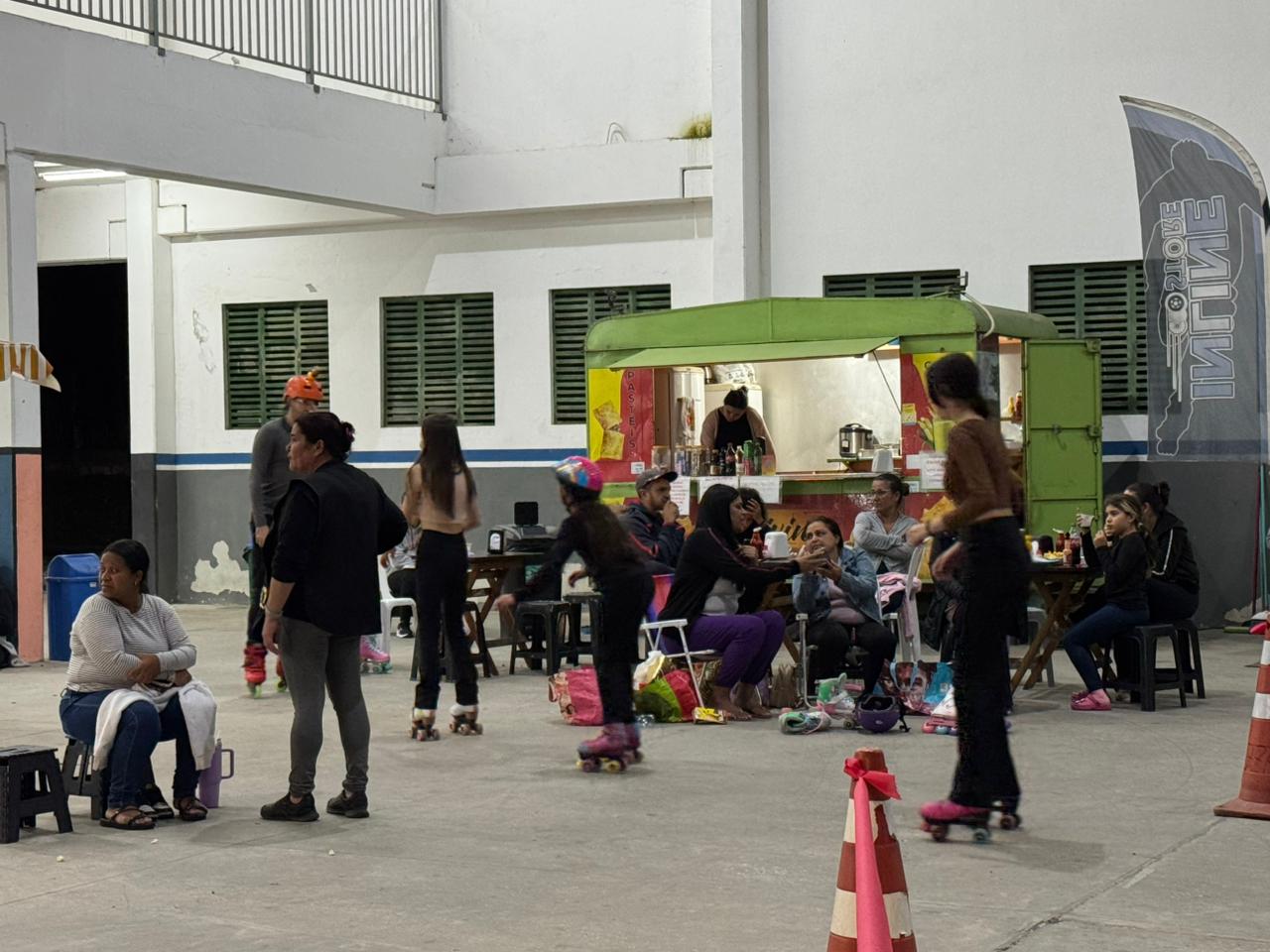 Patins na Tenda entra no clima julino com edição especial em Ribeirão PiresEvento acontece nesta quarta-feira (1º), no Parque Oriental; a entrada é gratuita