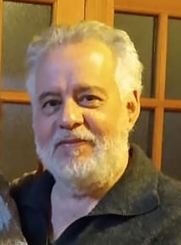 Mathias: entre a filosofia, a história da arte e a pintura, uma trajetória movida pelo prazer de criar