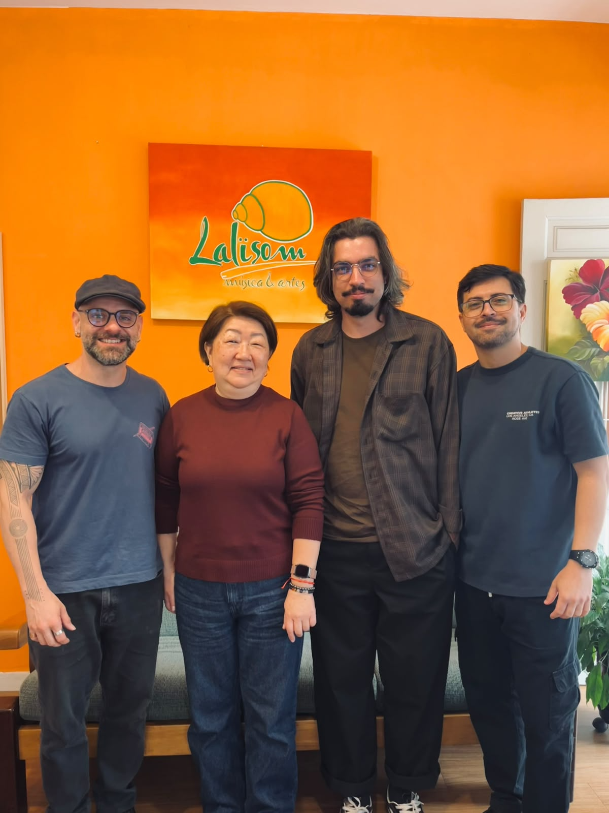 Lalisom Música e Artes celebra 18 anos e promove oficina de desenho em parceria com o artista Keanu Oliveira